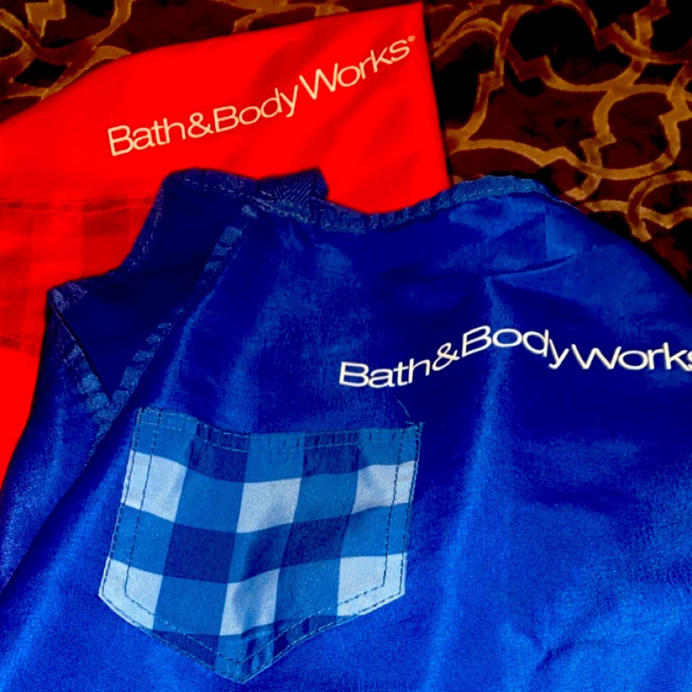 Bath and Body works uniforms !
